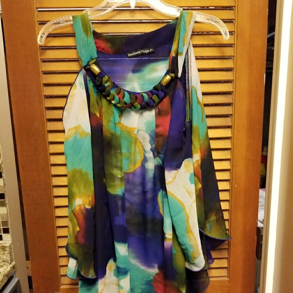 Madison Paige 2 size XL beautiful multi color